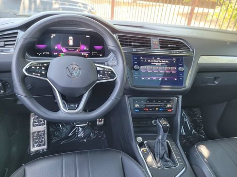Used 2023 Volkswagen Tiguan SE R-Line FWD image 19