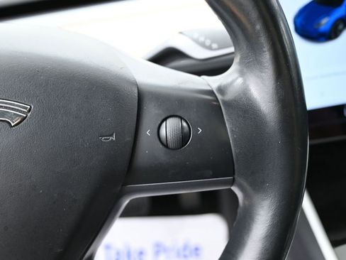 Used 2018 Tesla Model 3 Long Range image 17