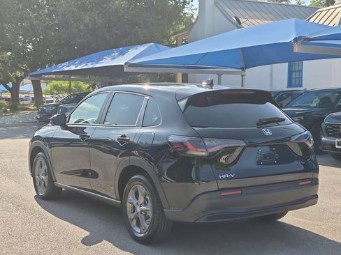 Certified 2026 Honda HR-V LX image 5