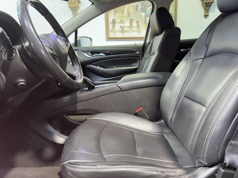 Used 2020 Buick Enclave Avenir FWD image 14