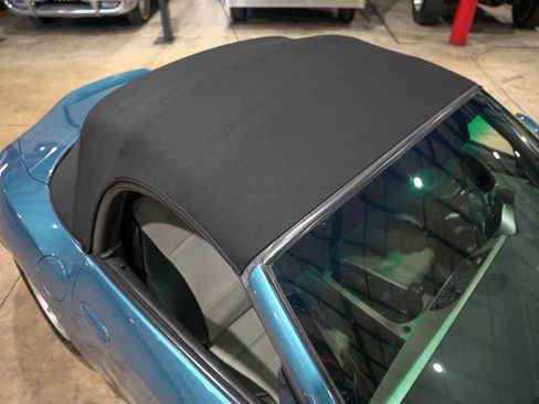 Used 2005 BMW Z4 2.5i RWD image 31