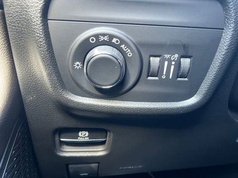 New 2026 Jeep Grand Cherokee Laredo image 12