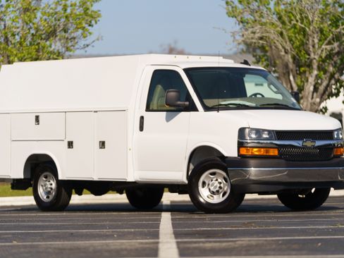 New 2025 Chevrolet Express 3500 w/ Power Convenience Package RWD image 2