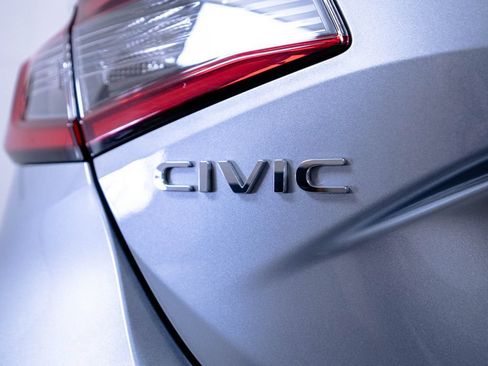 Used 2024 Honda Civic Sport image 13