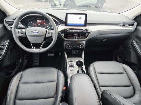 Used 2022 Ford Escape SEL image 6