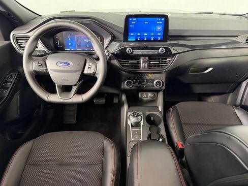 Used 2025 Ford Escape ST-Line AWD/4WD image 13