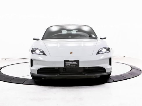 Certified 2025 Porsche Taycan image 10