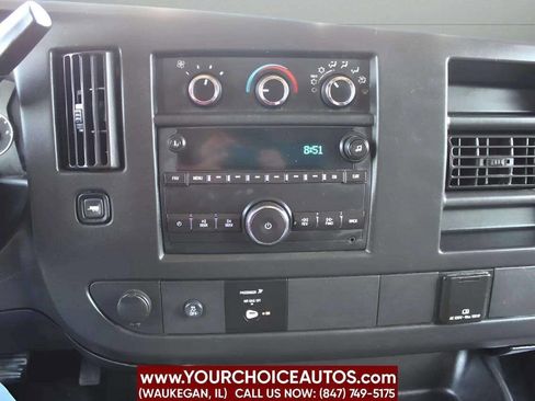 Used 2017 GMC Savana 2500 Extended image 28