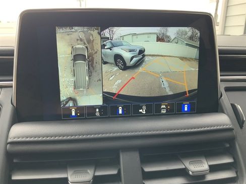 Used 2022 Chevrolet Tahoe LT w/ Luxury Package image 26