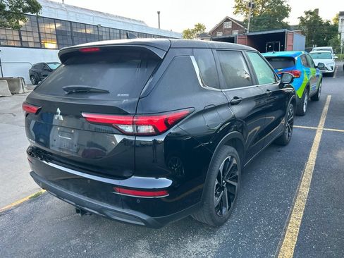 Used 2022 Mitsubishi Outlander ES AWD/4WD image 5