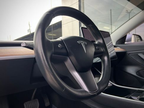 Used 2018 Tesla Model 3 Long Range image 46