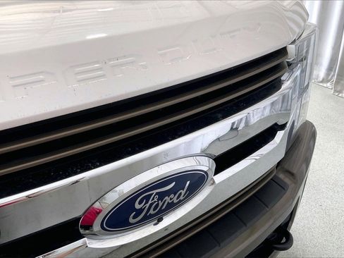 Used 2017 Ford F250 King Ranch w/ King Ranch Ultimate Package image 7