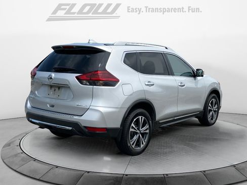 Used 2018 Nissan Rogue SL w/ Premium Package AWD/4WD image 9