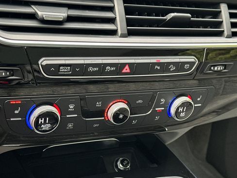 Used 2019 Audi Q7 3.0T Premium Plus image 20