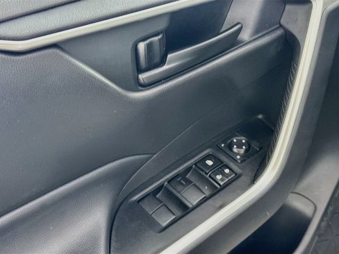 Certified 2024 Toyota RAV4 LE AWD/4WD image 10