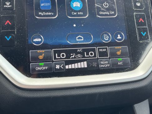 Used 2023 Subaru Ascent Limited AWD/4WD image 10