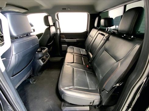 Used 2023 Ford F250 Lariat w/ Sport Appearance Package AWD/4WD image 24