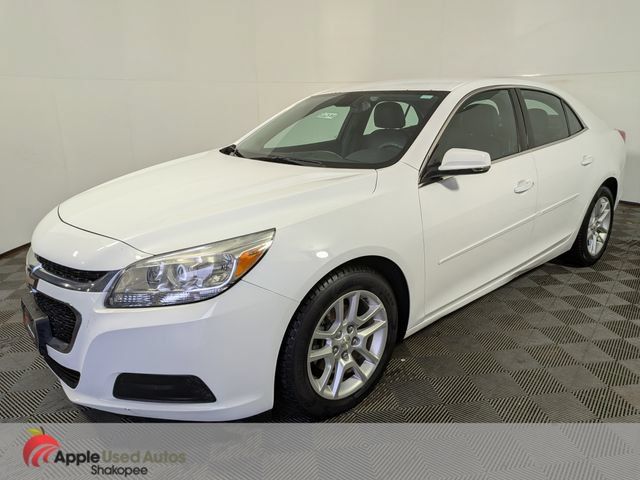 Used 2015 Chevrolet Malibu LT w/ Power Convenience Package FWD image 4