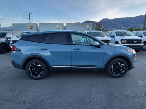 Used 2026 Kia Sportage S AWD/4WD image 2