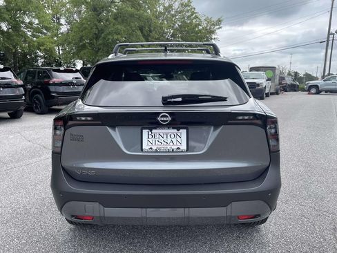New 2026 Nissan Kicks SV w/ Cold Weather Package FWD image 3