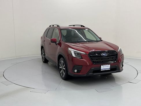 Certified 2024 Subaru Forester Limited AWD/4WD image 7