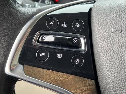 Used 2020 Cadillac Escalade Luxury AWD/4WD image 25