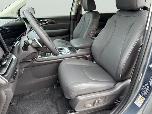 New 2026 Kia Carnival SX Prestige FWD image 22