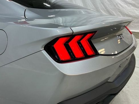 Used 2024 Ford Mustang GT Premium RWD image 13