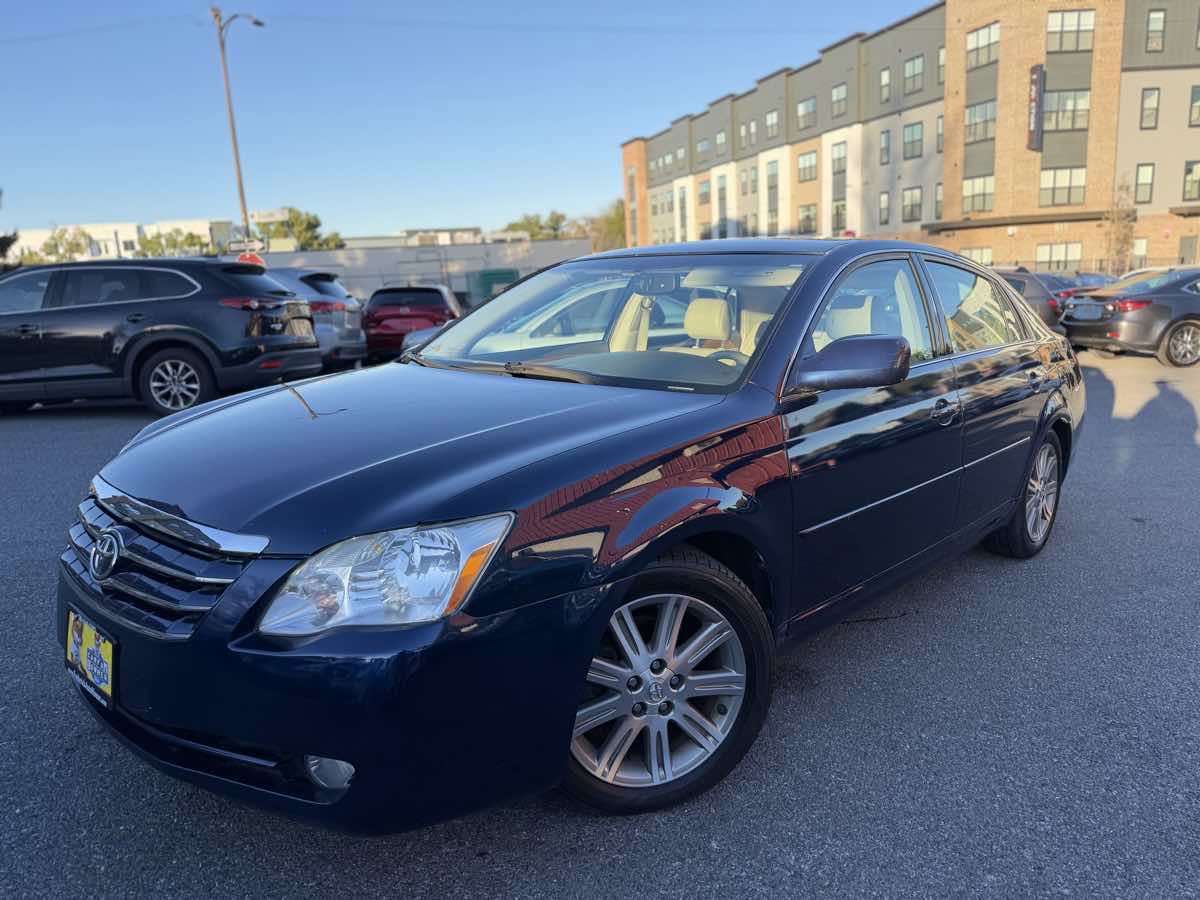 Used 2007 Toyota Avalon Limited FWD image 3