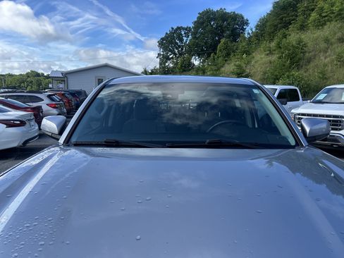 Used 2021 Toyota Tacoma SR5 RWD image 56