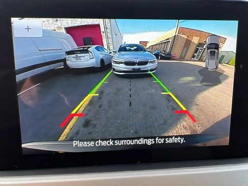 Used 2022 Ford Escape SE image 21