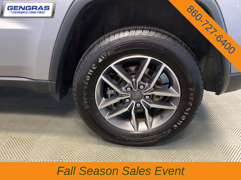 Certified 2021 Jeep Grand Cherokee Limited w/ Premium Lighting Group AWD/4WD image 32