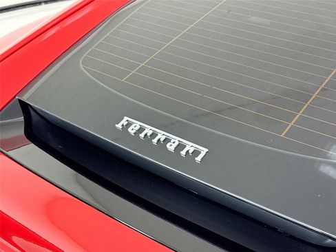 Used 2018 Ferrari 812 Superfast image 35