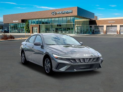 New 2026 Hyundai Elantra Sport FWD image 11