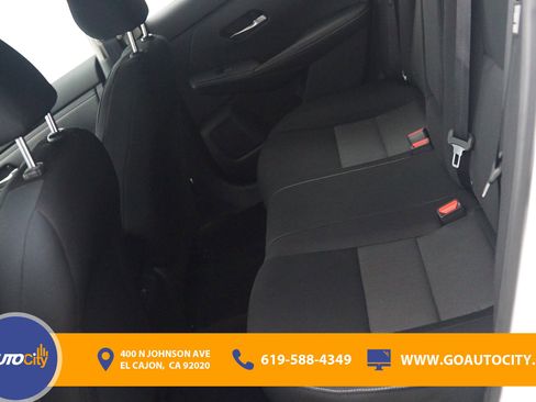 Used 2022 Nissan Sentra SV FWD image 14