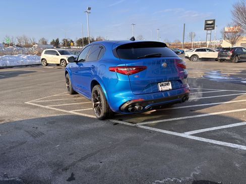 Used 2019 Alfa Romeo Stelvio Quadrifoglio w/ Convenience Package image 9