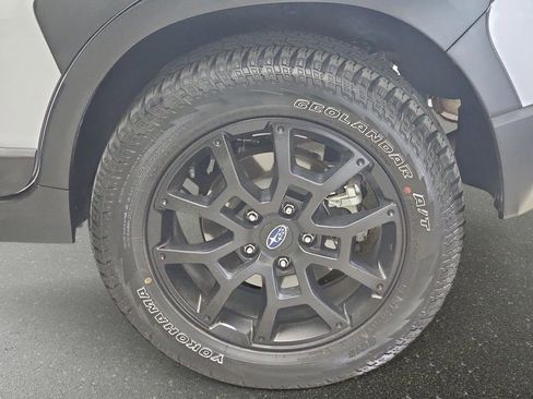 Used 2024 Subaru Crosstrek 2.5i Wilderness w/ Crosstrek Mirror Package image 35