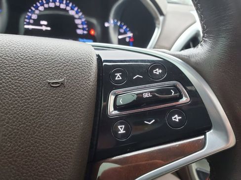 Used 2015 Cadillac SRX Luxury w/ Driver Awareness Package image 18