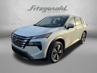 Used 2025 Nissan Rogue SL w/ SL Premium Package