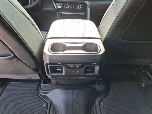 Used 2026 GMC Sierra 2500 AT4 w/ AT4 Premium Plus Package AWD/4WD image 32