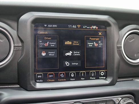 Used 2022 Jeep Wrangler Unlimited Sahara w/ Cold Weather Group image 21