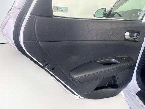 Used 2016 Kia Optima LX image 24