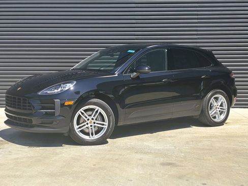 Certified 2021 Porsche Macan image 1