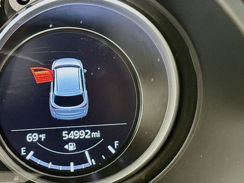 Used 2021 MAZDA CX-5 Touring image 18