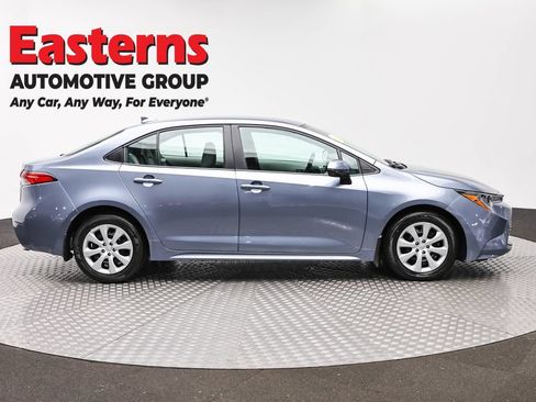 Used 2024 Toyota Corolla LE FWD image 4