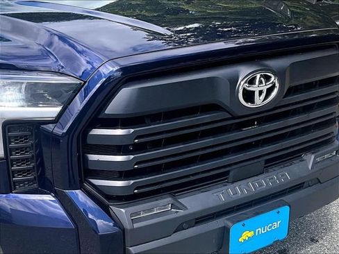 Used 2023 Toyota Tundra SR5 w/ SR5 Premium Package AWD/4WD image 30