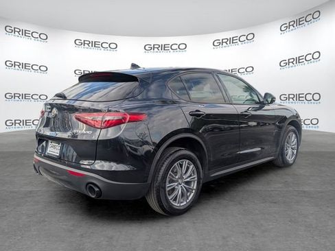 Used 2023 Alfa Romeo Stelvio Sprint RWD image 7