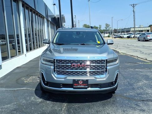 Used 2023 GMC Acadia Denali w/ Denali Technology Package FWD image 2