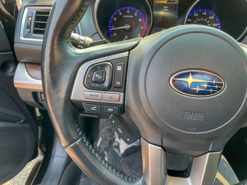 Used 2017 Subaru Outback 2.5i Limited AWD/4WD image 17