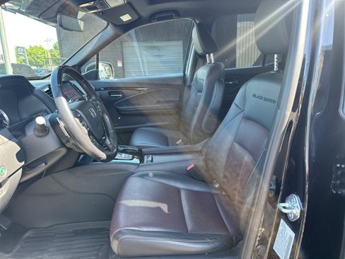 Used 2021 Honda Ridgeline Black Edition image 9
